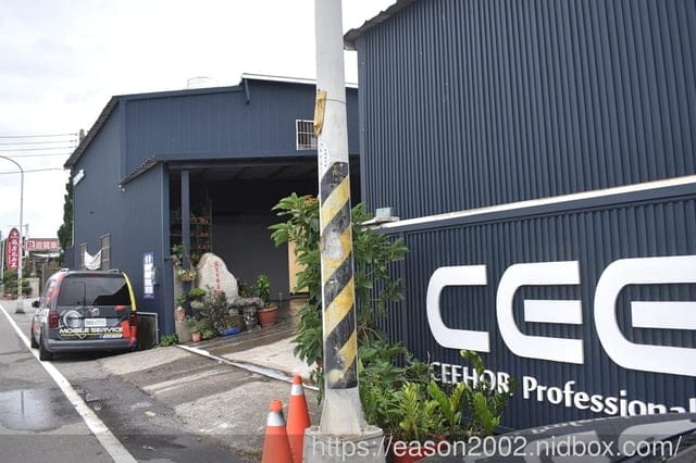 台中小詹專業彩色安全帶 | 全台唯一安裝到府服務 最專業的客製化安全帶安裝 安全帶保修/保固一年