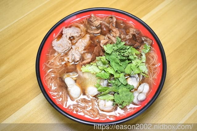 台中小吃推薦 | 金甘丹手工麵線/手作肉圓 銅板價就可以吃到爆滿料的無添加手工麵線，CP值高到破表～～