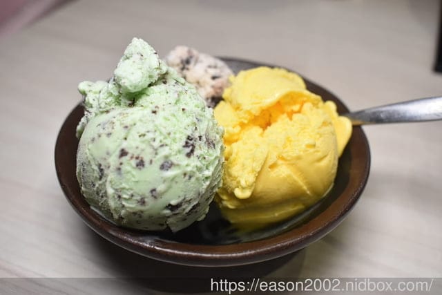 蘆洲火鍋推薦 | XO Shabushabu蘆洲店 NT$558就能享受美國SRF極黑和牛 沙瓦、果汁、茶飲、UCC咖啡、hershey’s冰沙喝到飽 日本Niseko冰淇淋無限量供應