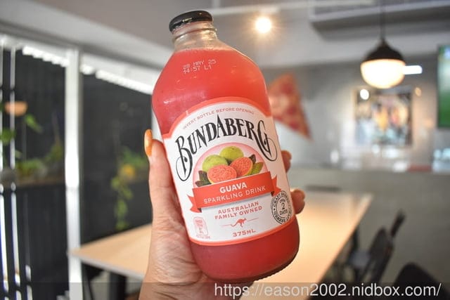 台北大安美食 | C PICKZA 嘻比薩 現烤pizza只要2分鐘快速出爐 客製化pizza 自選醬料、配料
