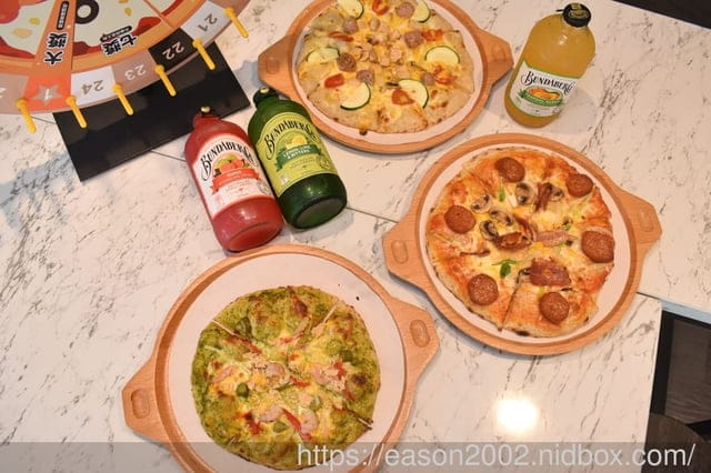 台北大安美食 | C PICKZA 嘻比薩 現烤pizza只要2分鐘快速出爐 客製化pizza 自選醬料、配料