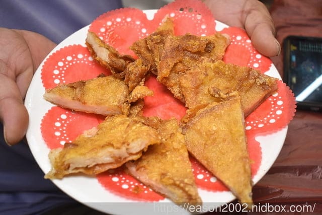 宜蘭必吃美食推薦 | 宜蘭百匯窯烤雞餐廳 二連霸榮獲十大好食餐廳  龍眼木薰香的窯烤雞 肉質鮮嫩多汁，香氣四溢