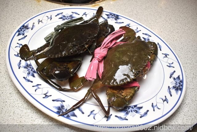 宜蘭羅東薑母鴨推薦 | 大紅蕃薑母鴨羊肉爐羅東旗艦店 主打紅蟳薑母鴨，肉質軟嫩、輕咬骨肉分離，限量活體紅蟳肉質鮮甜，蟹卵、蟹肉紮實飽滿