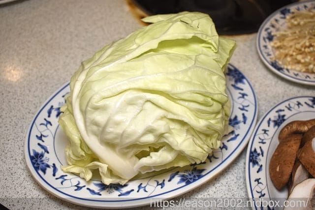 宜蘭羅東薑母鴨推薦 | 大紅蕃薑母鴨羊肉爐羅東旗艦店 主打紅蟳薑母鴨，肉質軟嫩、輕咬骨肉分離，限量活體紅蟳肉質鮮甜，蟹卵、蟹肉紮實飽滿
