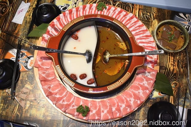 土城美食推薦 | 甯客串串鍋-新北土城 重慶麻辣串串鍋 新北土城插旗 各式串串每串只要10元起