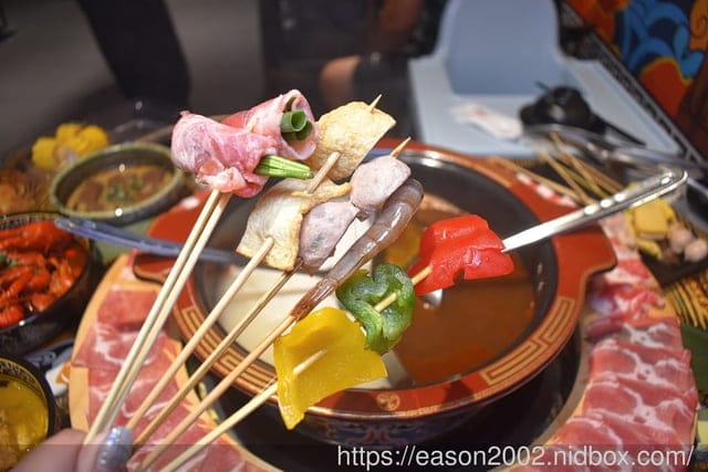 土城美食推薦 | 甯客串串鍋-新北土城 重慶麻辣串串鍋 新北土城插旗 各式串串每串只要10元起