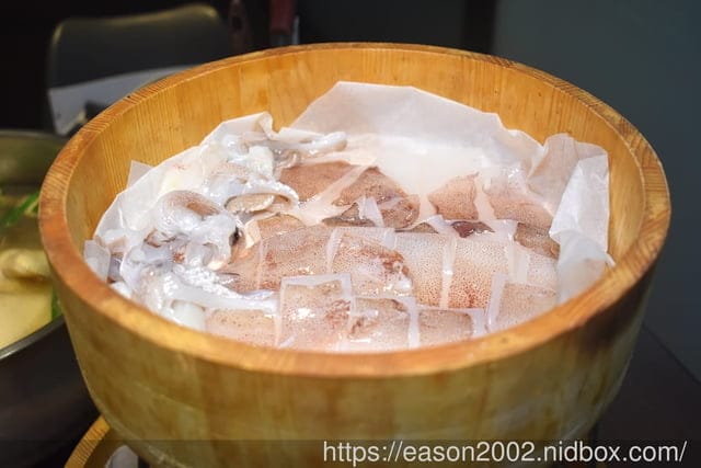 新莊美食 | 朋月栻-韓雞雞–江原道-宗음식 韓吃一隻雞火鍋鍋物｜新莊創始店（韓國一隻雞鍋物）還有浮誇澎湃海鮮桶