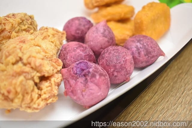 速食界的脆皮炸雞專家｜德克士台北小巨蛋店 炸雞的 358 道工序！打造完美脆皮炸雞的美味～