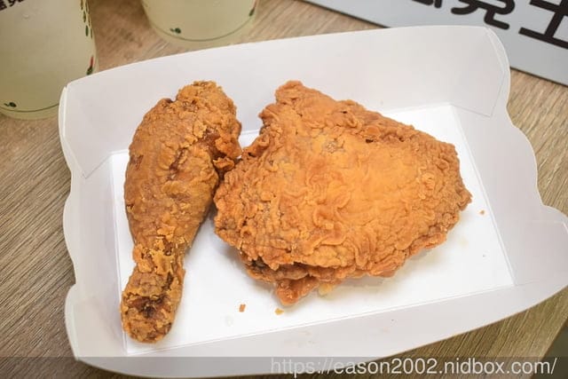 速食界的脆皮炸雞專家｜德克士台北小巨蛋店 炸雞的 358 道工序！打造完美脆皮炸雞的美味～