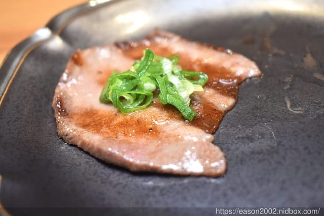 台中西屯區燒肉｜和牛EMPEROR 日式燒肉 道地的日本和牛 角頭大橋頭麥可哥都來吃 情侶約會餐廳首選