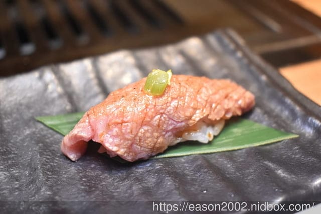 台中西屯區燒肉｜和牛EMPEROR 日式燒肉 道地的日本和牛 角頭大橋頭麥可哥都來吃 情侶約會餐廳首選