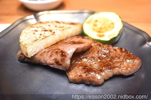 台中西屯區燒肉｜和牛EMPEROR 日式燒肉 道地的日本和牛 角頭大橋頭麥可哥都來吃 情侶約會餐廳首選