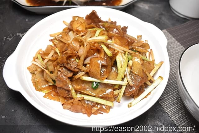 台北餐酒館推薦｜閑閑餐酒館 活體海鮮 粵式料理 私廚鐵板燒 慶生、小型聚會、包場、約會、閨蜜聚餐、春酒、尾牙
