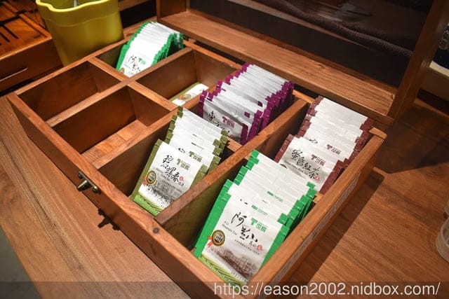 桃園羊肉爐吃到飽推薦｜耀武羊威國際店 全台首創新疆手撕羊肉 用餐限時120分鐘 還有精選湯底可選擇