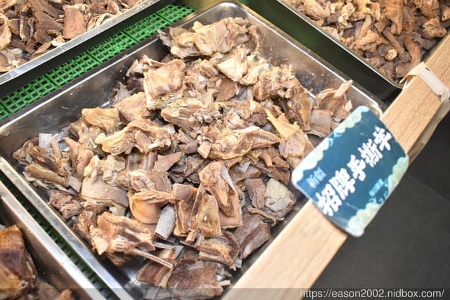 桃園羊肉爐吃到飽推薦｜耀武羊威國際店 全台首創新疆手撕羊肉 用餐限時120分鐘 還有精選湯底可選擇