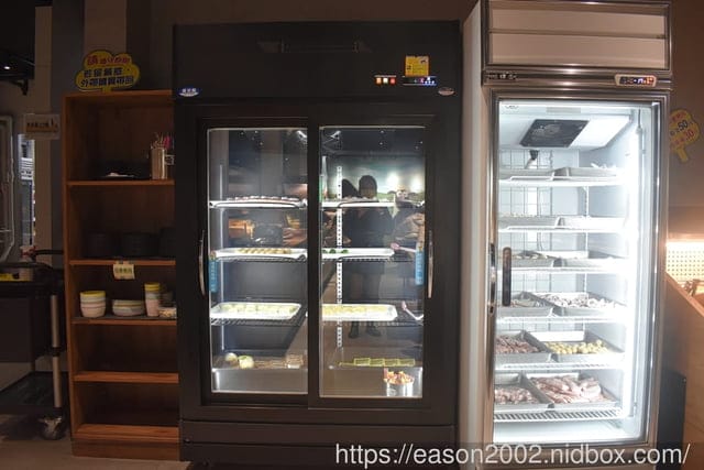 桃園羊肉爐吃到飽推薦｜耀武羊威國際店 全台首創新疆手撕羊肉 用餐限時120分鐘 還有精選湯底可選擇