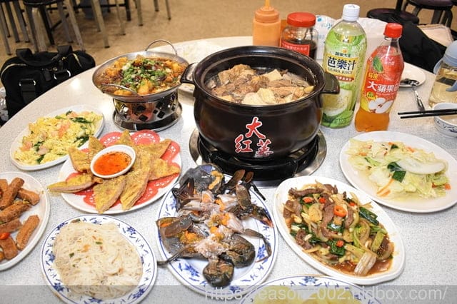 羅東美食推薦｜大紅蕃薑母鴨羊肉爐羅東旗艦店（新菜單）新鮮活體紅蟳薑母鴨＆嚴選熱炒 今年冬天暖呼呼～