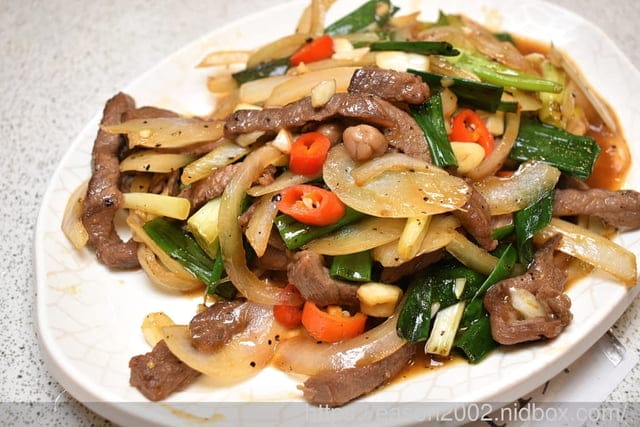羅東美食推薦｜大紅蕃薑母鴨羊肉爐羅東旗艦店（新菜單）新鮮活體紅蟳薑母鴨＆嚴選熱炒 今年冬天暖呼呼～