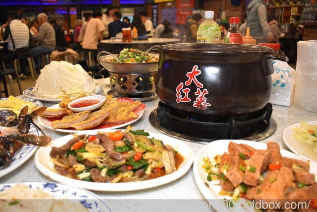 羅東美食推薦｜大紅蕃薑母鴨羊肉爐羅東旗艦店（新菜單）新鮮活體紅蟳薑母鴨＆嚴選熱炒 今年冬天暖呼呼～
