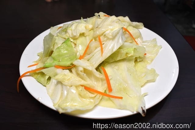台北活蝦料理餐廳推薦 | 蝦之城活蝦餐廳-萬華活蝦餐廳 台北市區也能爽吃活蝦料理 雙人套餐只要NT$1500 12款風味活蝦料理任選三+熱炒高麗菜+四款養生雞湯任選1，白飯免費吃