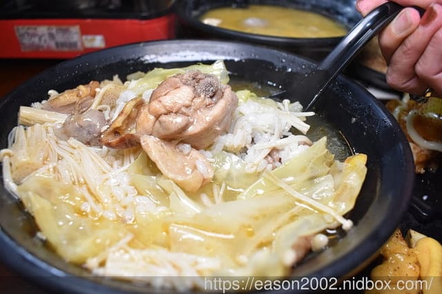 台北聚餐美食 | 雞老闆桶仔雞萬隆店 當月壽星吃烤雞不用錢 生啤酒買2送1，還有清酒、梅酒無限量暢飲