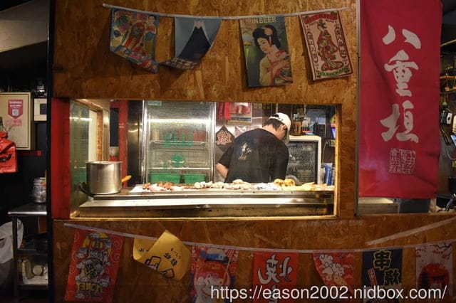 台北聚餐美食 | 雞老闆桶仔雞萬隆店 當月壽星吃烤雞不用錢 生啤酒買2送1，還有清酒、梅酒無限量暢飲