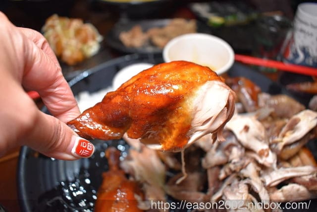 台北聚餐美食 | 雞老闆桶仔雞萬隆店 當月壽星吃烤雞不用錢 生啤酒買2送1，還有清酒、梅酒無限量暢飲
