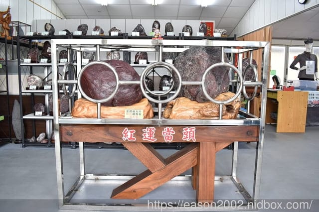 南投下午茶複合式休閒園區推薦 | 高地人莊園（南投總店） 獨家阿里山薊奶茶口味菠羅泡芙 網美風雞蛋花園即將登場