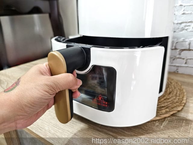 義大利Giaretti 4.5L智慧型氣炸鍋 | 內建精準控溫、雙層透明可視窗、24小時預約 輕鬆實現美食靈感！