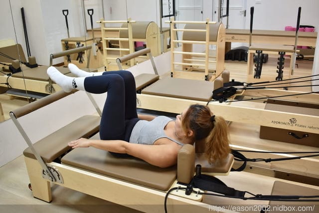 桃園中壢一對一器械皮拉提斯教練推薦 | TOP GYM運動空間（中原店）器械皮拉提斯課程 以循序漸進的方式，啟動「核心肌群」