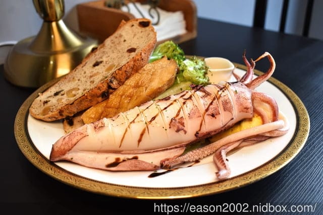 澎湖新鮮海產結合異國料理的烹調藝術 | 半日閑 馬公店 Leisure Time Dining