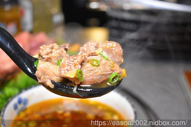 台北暢飲日式燒肉推薦 | 豆町村燒肉 598元/2小時（梅酒、清酒、啤酒、Highball，無限量暢飲）免費專人代烤，盡情享受頂級食材的日式燒肉店