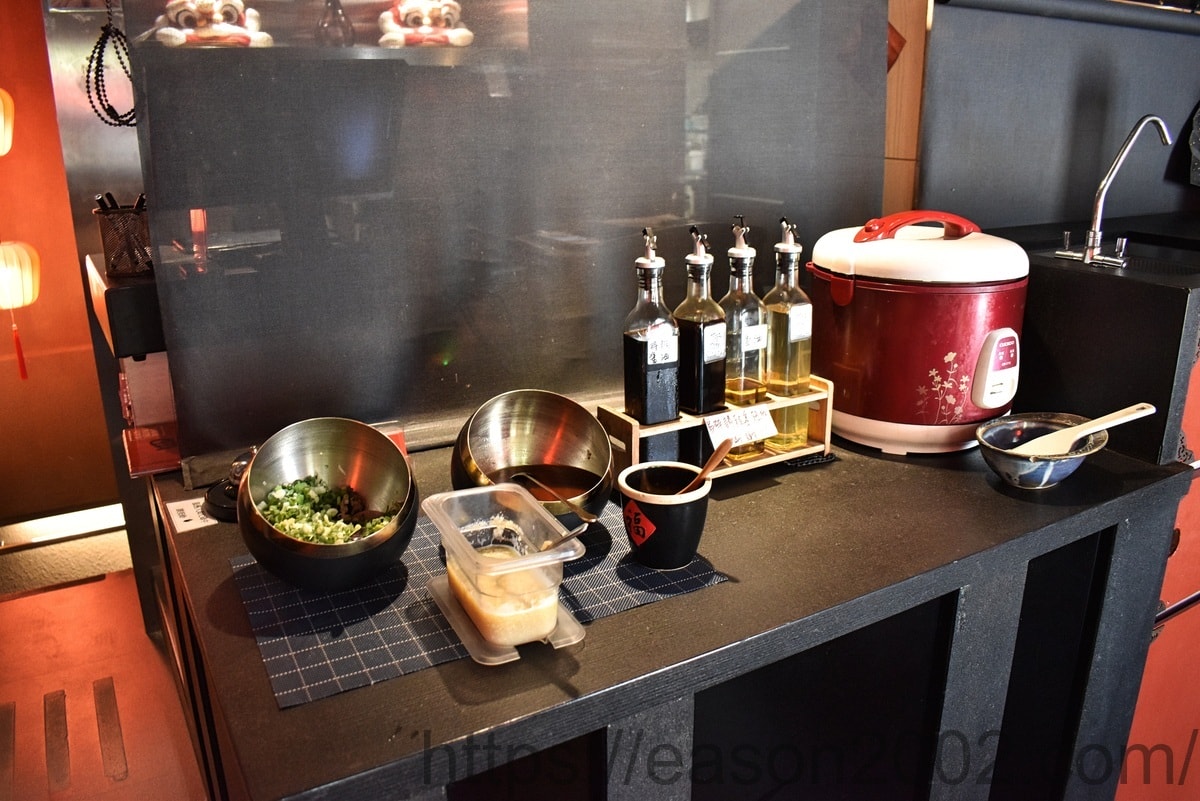 台北麻辣鴛鴦火鍋 | 四川龍府 壽星來店慶祝皆送「生日蝦蛋糕」 幾歲送幾隻蝦 近捷運葫洲站 - 第7張圖 台北麻辣鴛鴦火鍋 | 四川龍府 壽星來店慶祝皆送「生日蝦蛋糕」 幾歲送幾隻蝦 近捷運葫洲站
