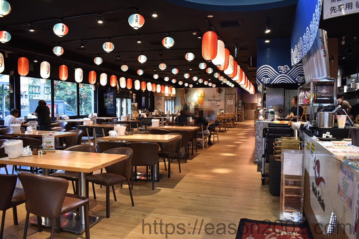 蘆洲佳瑪百貨商圈美食 | 蘆洲士林串燒 平價串燒、烤生蠔、生啤酒、牛骨髓牛肉火鍋，聚餐、節日慶祝首選