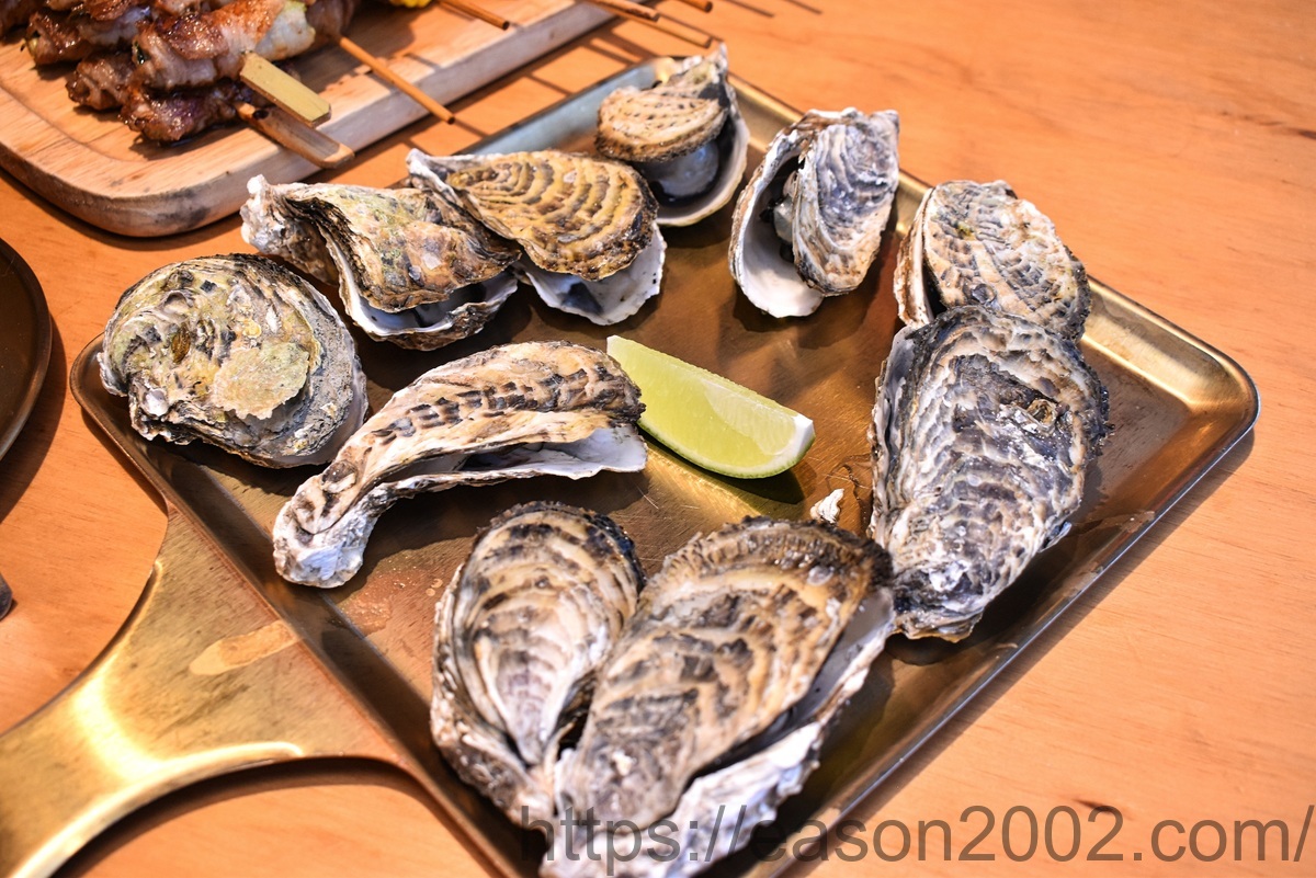 蘆洲佳瑪百貨商圈美食 | 蘆洲士林串燒 平價串燒、烤生蠔、生啤酒、牛骨髓牛肉火鍋，聚餐、節日慶祝首選